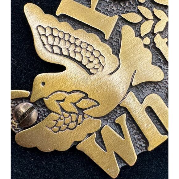 Vtg Bob Siemon Door Decor Peace To All Who Enter Brass Pewter 4.5" Plaque 1996 - Picture 6 of 6